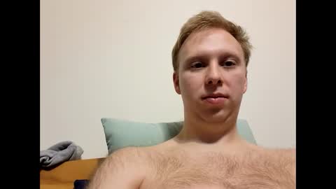 Snapshot of meow732 chatting on November 2025 12:43:02 AM meow732 online show from November 2025 12:43:02 AM