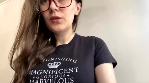 Snapshot of mesmerizing_hypn0_goddess chatting on October 2025 08:34:01 AM Jessica online show from October 2025 08:34:01 AM