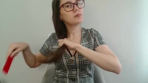 Snapshot of mesmerizing_hypn0_goddess chatting on October 2025 09:42:01 AM Jessica online show from October 2025 09:42:01 AM