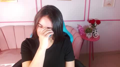 Mia  online show from March 2025 04:22:02 PM
