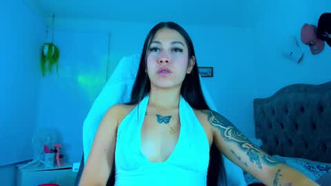 mia_adamsxxx online show from September 2025 01:50:01 AM