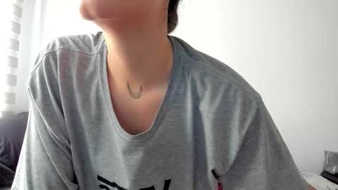 Lu. online show from September 2025 04:06:02 PM