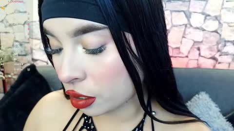 Snapshot of mia_roux1 chatting on November 2025 11:08:02 PM Mia online show from November 2025 11:08:02 PM