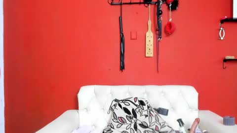 Mia sophiia online show from February 2025 10:49:02 AM