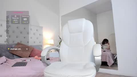 miaa_star online show from November 2025 08:32:01 PM