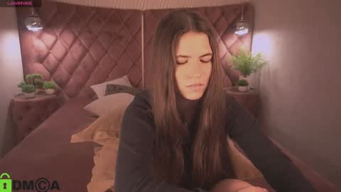 Mia online show from January 2025 09:29:02 AM