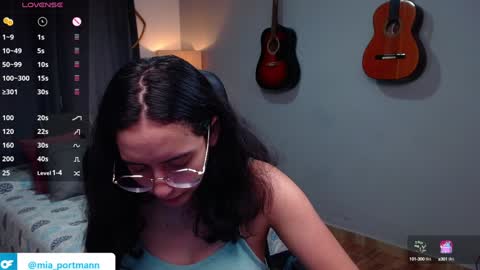 MIAPORTMANN online show from January 2025 03:13:02 PM