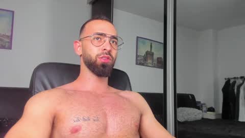 MichaelEvansx online show from January 2025 10:04:02 PM
