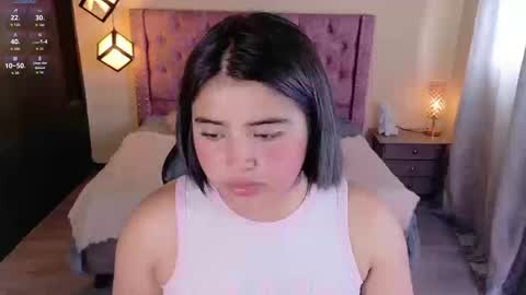 michell_petty01 online show from September 2025 02:17:01 PM