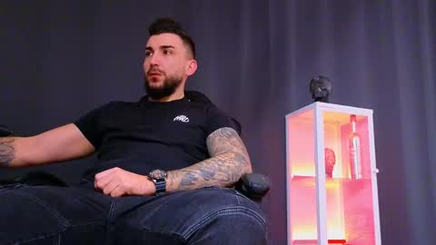 MightyAaron online show from January 2025 09:05:01 AM