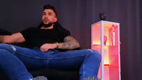 MightyAaron online show from January 2025 10:11:02 PM