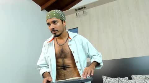 miguelsanfrancisco online show from January 2025 02:32:02 AM