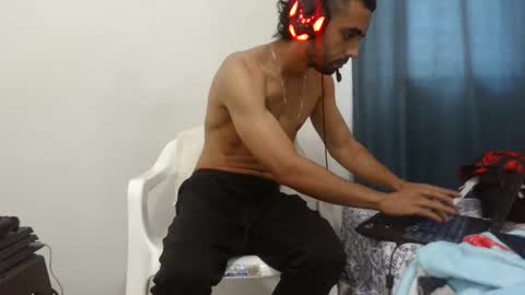 mike_leonrey22 online show from November 2025 07:21:01 PM