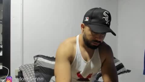 Snapshot of mikeblaree chatting on October 2025 03:47:02 PM mikeblaree online show from October 2025 03:47:02 PM