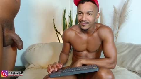         Mike Jay online show from December 2024 04:43:02 AM