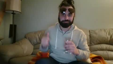 Snapshot of mikeylikey91 chatting on December 2024 03:07:01 AM mikey online show from December 2024 03:07:01 AM
