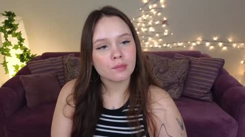 Mikki online show from December 2024 07:59:02 PM
