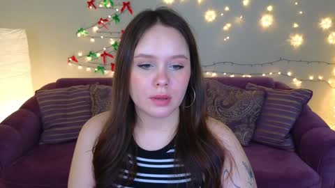 Mikki online show from December 2024 05:08:01 PM