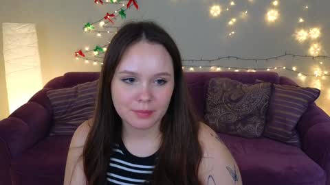 Mikki online show from December 2024 10:54:02 PM