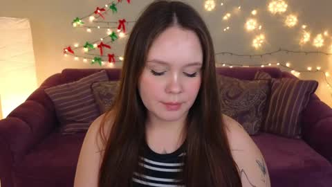 Mikki online show from December 2024 06:42:02 PM