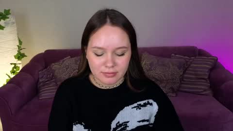 Mikki online show from January 2025 08:26:02 PM