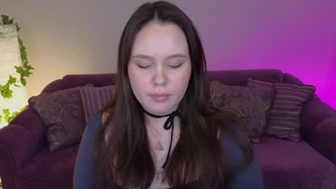 Mikki online show from January 2025 11:24:01 PM