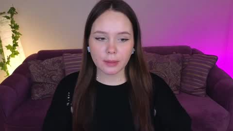 Mikki online show from January 2025 08:14:02 PM