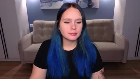 Mikki online show from September 2025 01:11:01 PM