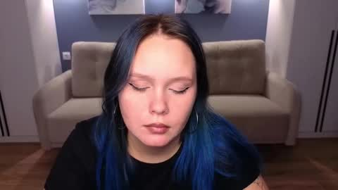 Mikki online show from September 2025 01:01:01 PM