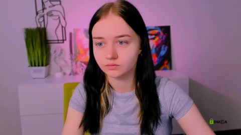 Snapshot of miki_ti chatting on November 2025 06:01:01 AM miki_ti online show from November 2025 06:01:01 AM