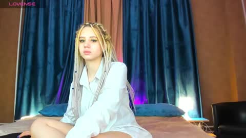 mila_kinor online show from December 2024 11:11:02 AM