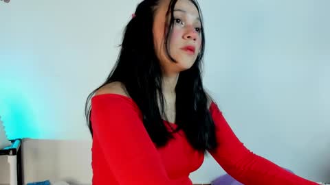 Snapshot of milan_d01 chatting on February 2025 08:53:02 PM Nice To Meet you Welcome here online show from February 2025 08:53:02 PM