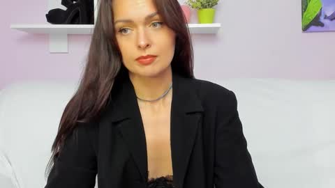Milly online show from September 2025 12:50:02 PM