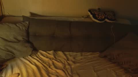 Snapshot of mindymounds chatting on December 2025 02:22:02 PM Mindy online show from December 2025 02:22:02 PM