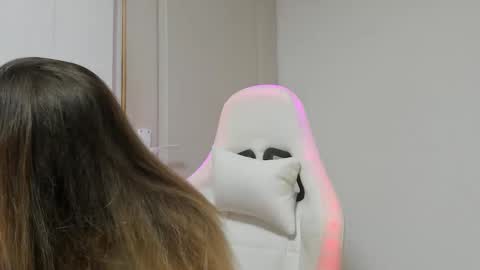 MIA online show from September 2025 06:04:01 AM