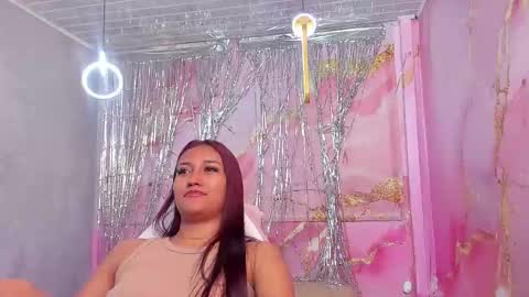 miss__luna_ online show from September 2025 10:20:01 AM