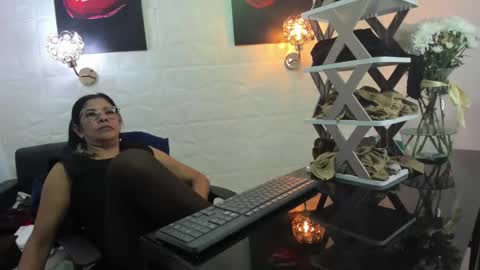 lucero online show from March 2025 07:49:02 PM