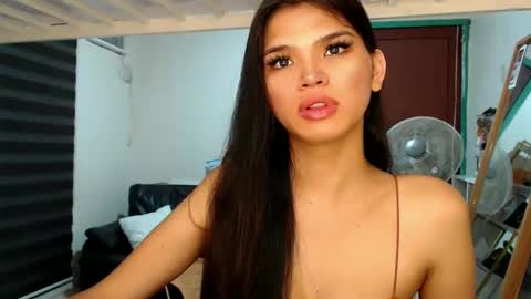 Maria-          online show from January 2025 10:31:01 PM
