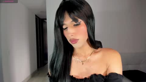 Goddess Myers  thumb up is important for me kisses  online show from February 2025 10:17:02 PM