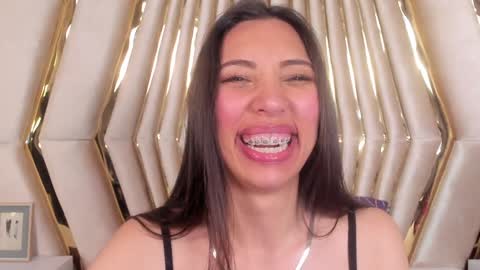 Veronica summer  7AM to 1500 PM hour GMT-5 online show from December 2024 05:44:01 PM