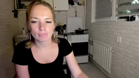 miss_you20 online show from September 2025 07:13:02 PM