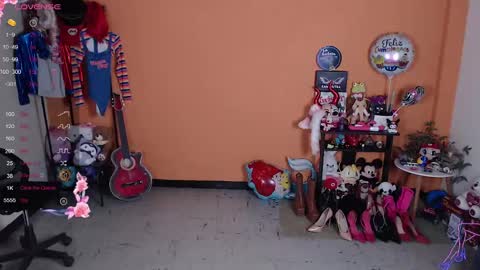 Miss Mia online show from December 2024 11:45:02 PM