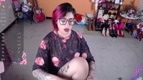 Miss Mia online show from December 2024 08:26:02 PM