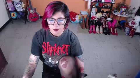 Miss Mia online show from December 2024 07:51:01 PM