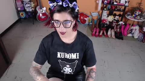 Miss Mia online show from January 2025 10:11:02 PM