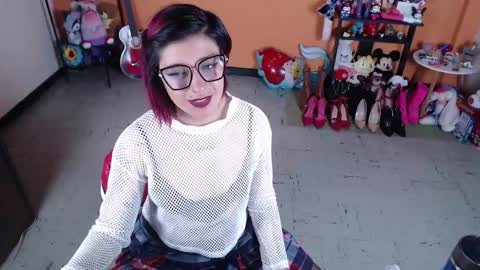 Miss Mia online show from January 2025 09:41:02 PM