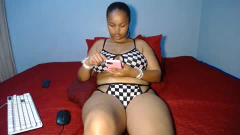 mimmi online show from January 2025 05:47:02 PM