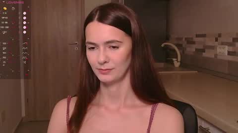 Moni online show from December 2024 10:32:01 PM