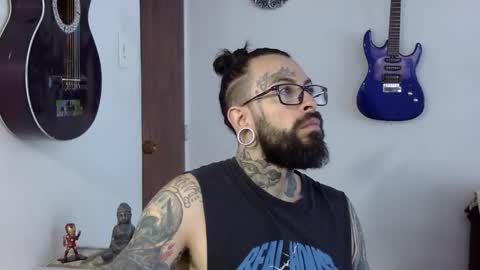 Snapshot of misternocturne chatting on September 2025 02:40:01 PM misternocturne online show from September 2025 02:40:01 PM