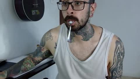 Snapshot of misternocturne chatting on October 2025 03:51:02 PM misternocturne online show from October 2025 03:51:02 PM